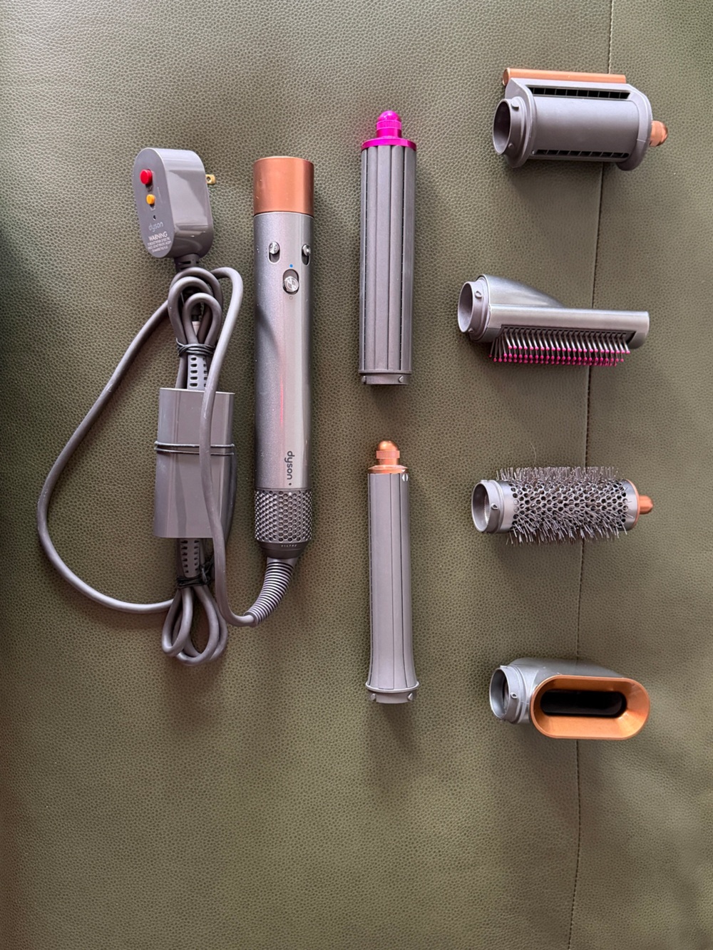 Dyson Airwrap Styler – Nickel/Copper – 6 Attachments